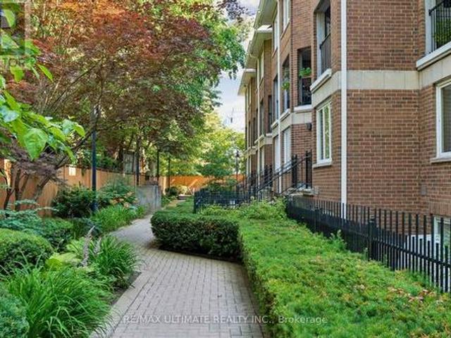 25 217 St. George Street, Toronto, ON, M5R 3S7 townhouse for sale | Listing ID C13543 | Royal LePage