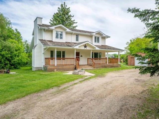25 22 Twp Rd 530, Rural Strathcona County, AB, T8E 2K5 house for sale | Listing ID E4492 | Royal LePage