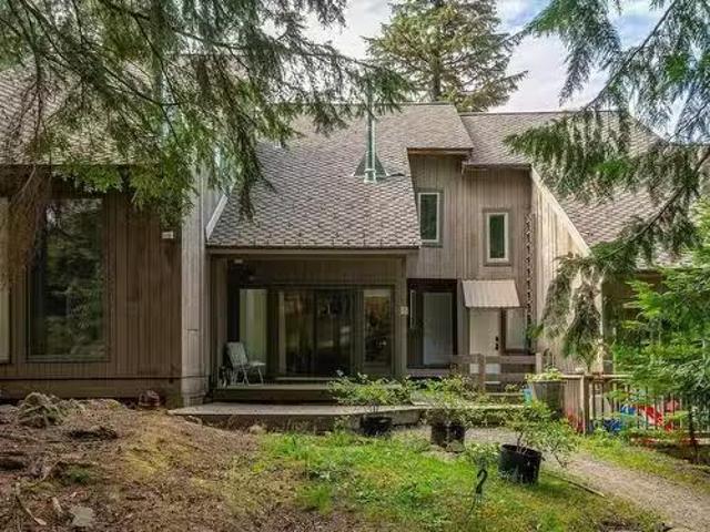 25 2301 Whistler Road, Whistler, BC, V8E 0A6 house for sale.