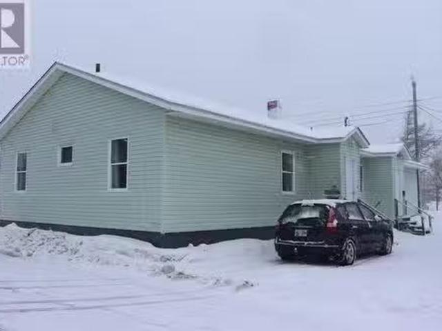 25 27 Viking Terrace, Stephenville, NL, A2N 1K1 house for sa.