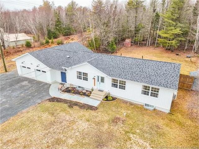 25 Tanya Ave, Douglas, NB, E3G 8A5 house for sale | Listing ID NB137526 | Royal LePage