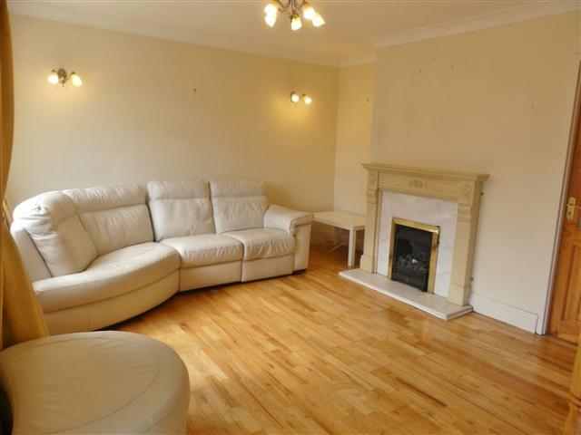 25, The Close, Kingswood, Tallaght, Dublin 24 Tom Maher & Co Ltd 4785 MyHome. Ie Residential