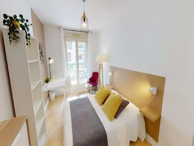25 Vienne Chambre 3 LYON