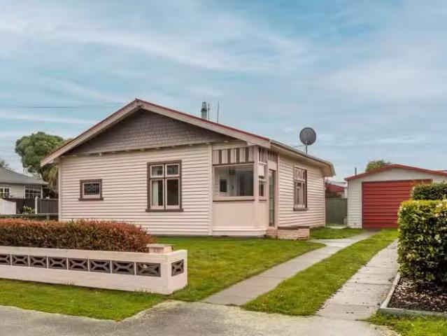 25 Wades Avenue, St Martins, NZ House for Sale