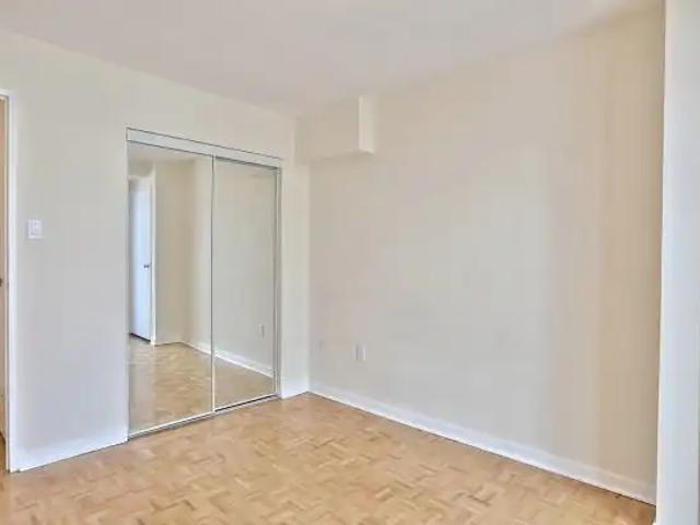 25 Wellesley Street East