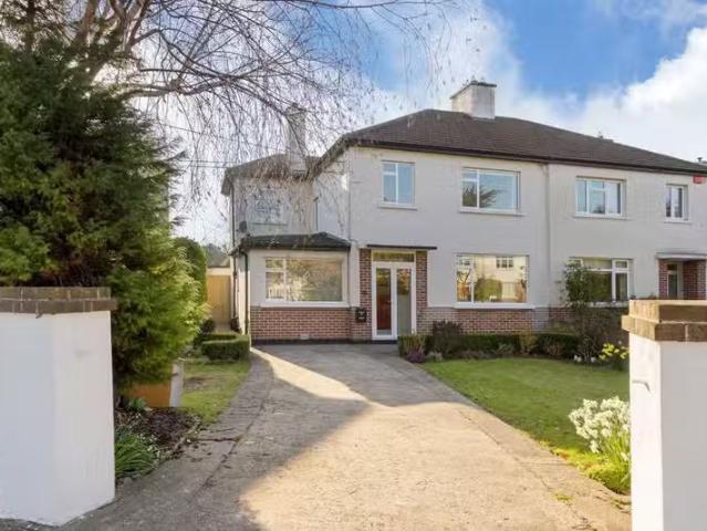 25 Wynberg Park, Blackrock, Co. Dublin, A94P9F2 is for sale