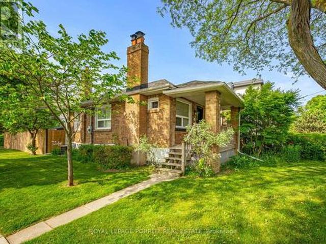 25 Ash Crescent, Toronto, ON, M8W 1E4 house for sale | Listing ID W12305 | Royal LePage