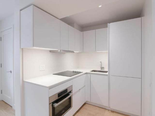 25 Avenue des Pins O