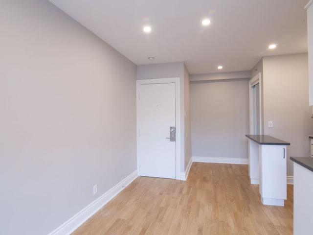 25 Avenue des Pins O