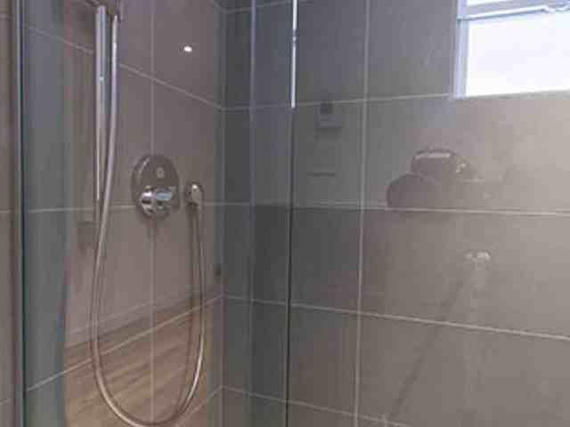 25 Avenue des Pins Studio Apartment for Rent at 25 Av Des Pins O, Montréal, QC H2W 1P8