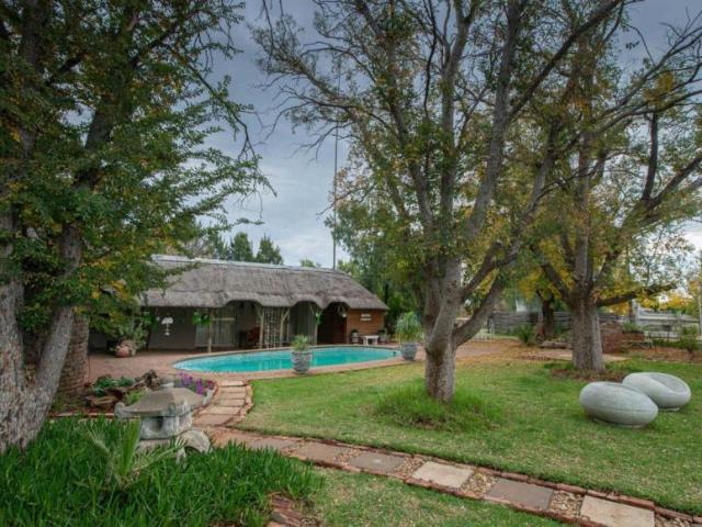 25 Bedroom House Aliwal North Eastern Cape 85389111