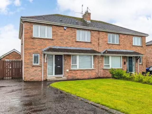 25 Beechgrove Park