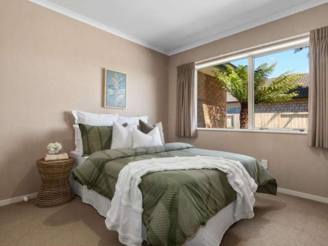 25 Bucklands Cres, Papamoa, Tauranga