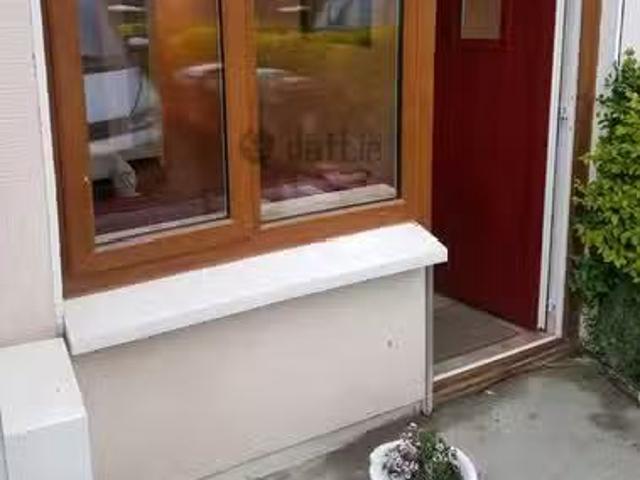 25 Castle Park, Clondalkin, Dublin 22 is for rent