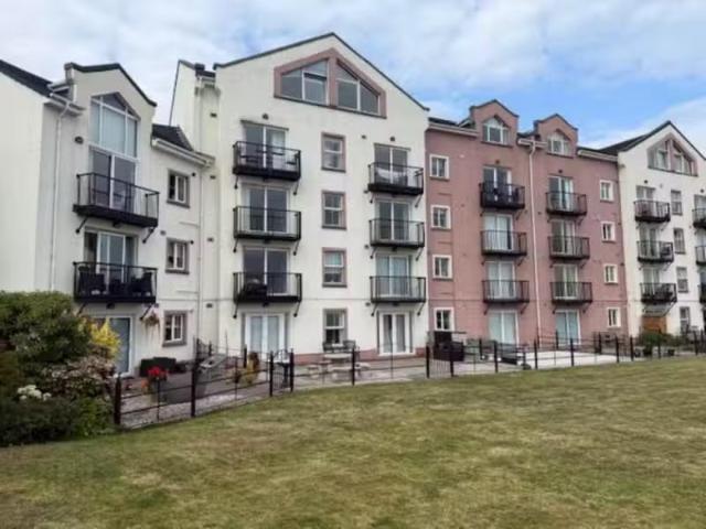 25 Castlerocklands