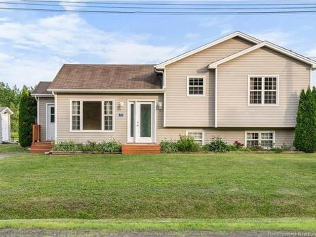 25 Clement Ave, Saint Antoine, NB, E4V 1E3 house for sale | Listing ID NB143852 | Royal LePage