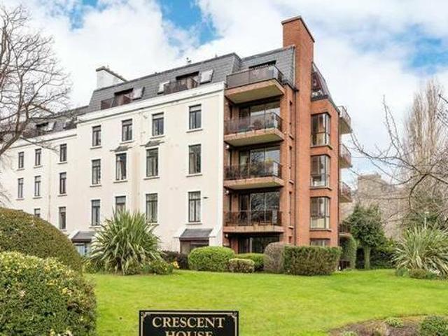 25 Crescent House Marino Crescent Clontarf Dublin 3