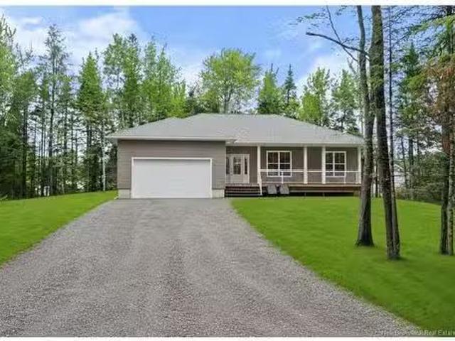 25 Des Gamins St, Lakeville, NB, E1H 0J7 house for sale Lis.