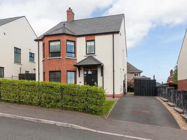 25 Donegall Park Gardens