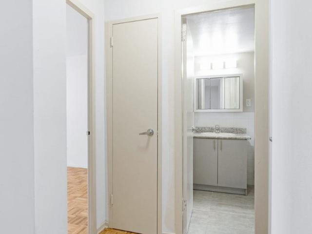 25 Duncanwoods Dr 2 Bedroom Apartment for Rent at 25 Duncanwoods Dr, Toronto, ON M9L 2C5 Humber Summit