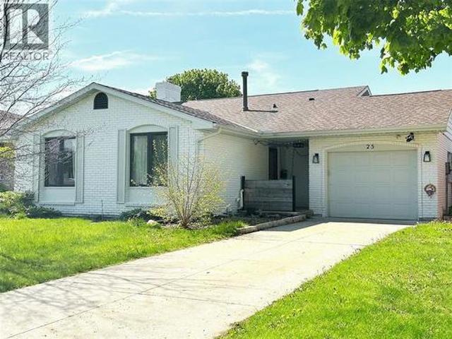 25 Durco Avenue, Sarnia, ON, N7S 4N3 house for sale | Listing ID 26017 | Royal LePage