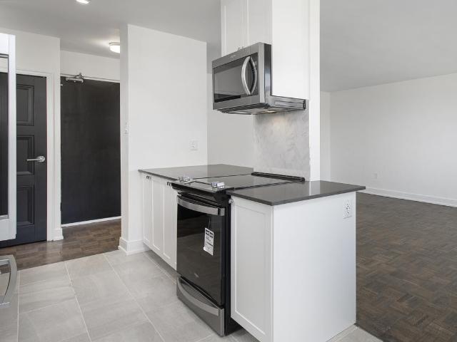 25 Eva Road 2 Bedroom Apartment for Rent at 360 The Mall West && 98 Eva Rd, Toronto, ON M9C None Eatonville