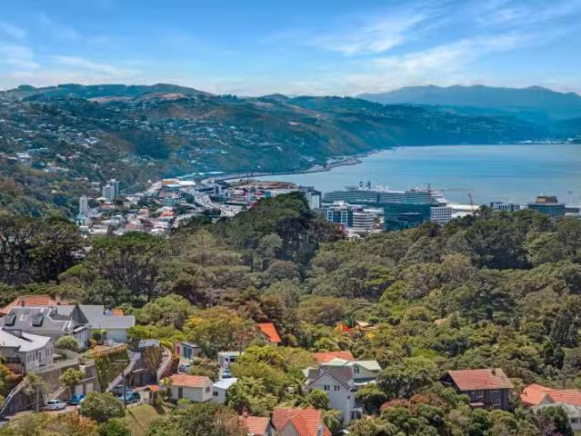 25 Fairview Crescent, Kelburn, Wellington City