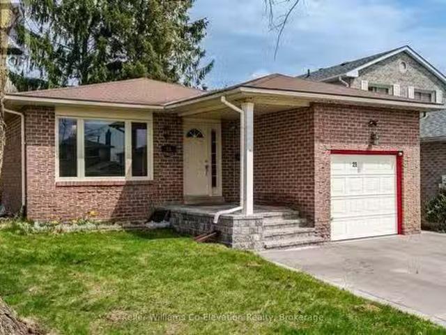 25 Fox Run, Barrie Letitia Heights, ON, L4N 5P6 house for.