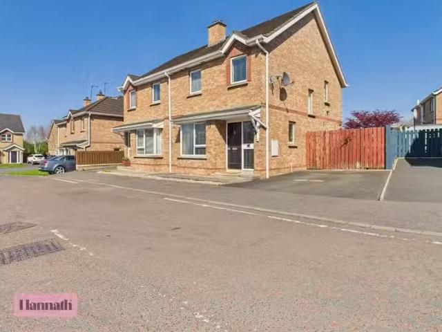 25 Fox's Glen