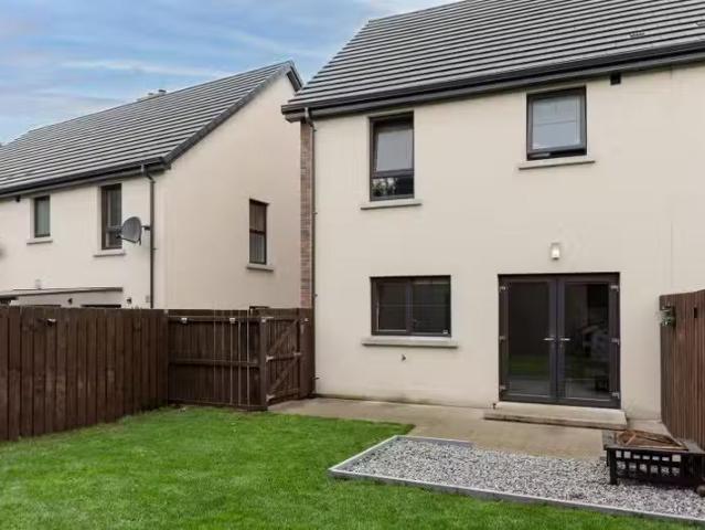 25 Gallion Glen