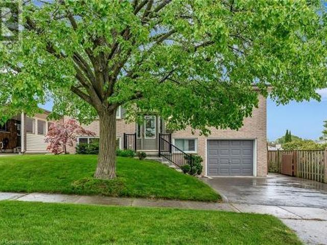 25 Grenadier Road, Cambridge, ON, N1R 6E8 house for sale | Listing ID 40733 | Royal LePage