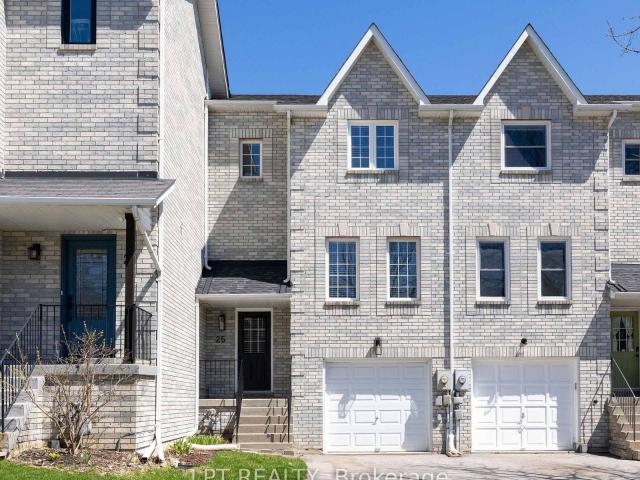 25 Hattie Court, Keswick | For Sale @ $695,000 | Condos. Ca