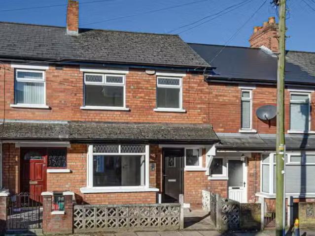 25 Lismain Street
