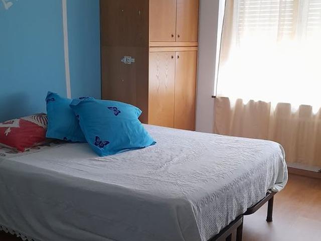 25 m²