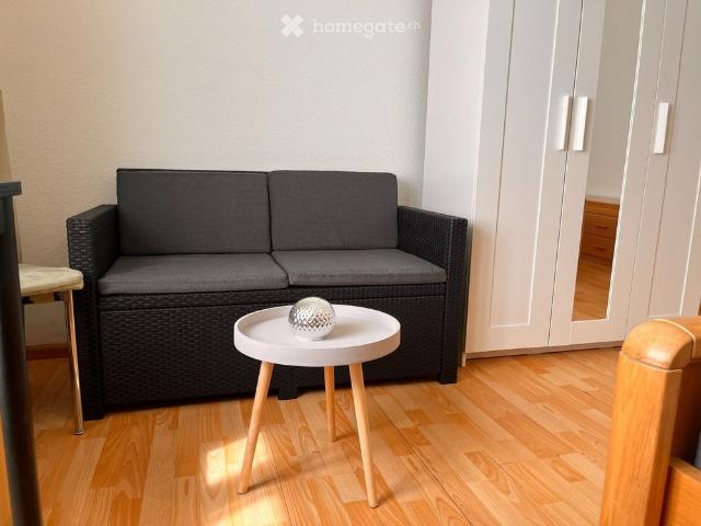 25 m²