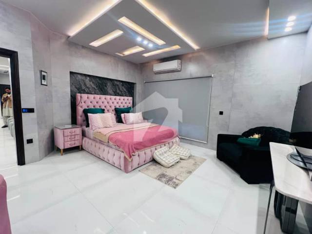 25 Marla Fully Furnished House Available For Rent In Bahria Town Lahore