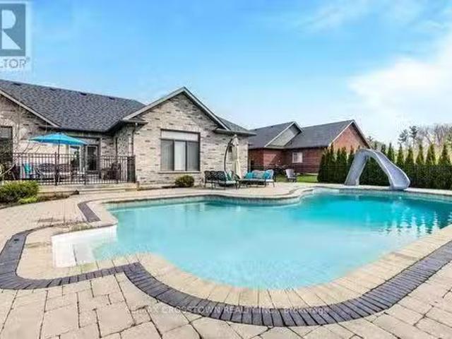 25 Mennill Drive, Springwater, ON, L0L 1Y3 house for sale L.