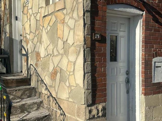 25 Ninth Street – Toronto W06, Ontario