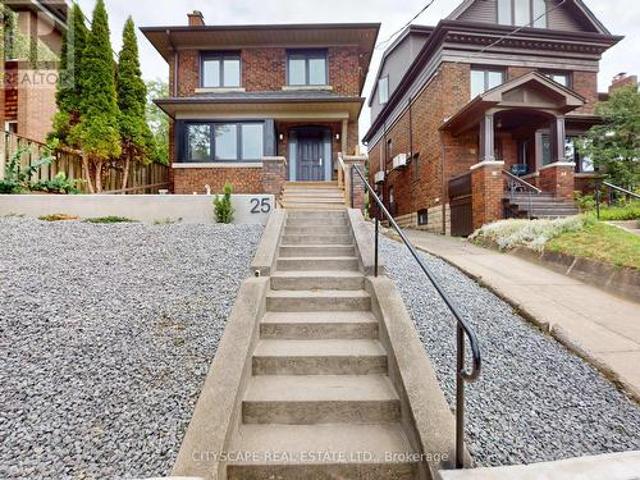 25 Oswald Crescent, Toronto, ON, M4S 2H5 house for sale | Listing ID C13537 | Royal LePage