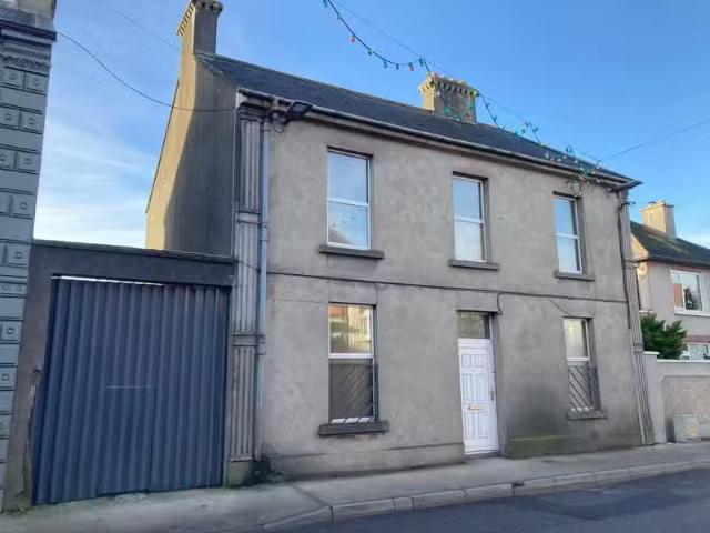 25 Parnell Street, Thurles, Thurles, Co. Tipperary, E41FH32 is.