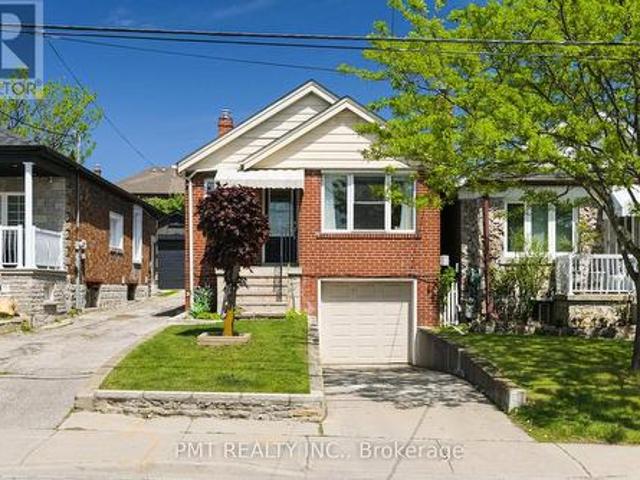 25 Ronald Avenue, Toronto, ON, M6E 4M5 house for sale | Listing ID W13229 | Royal LePage