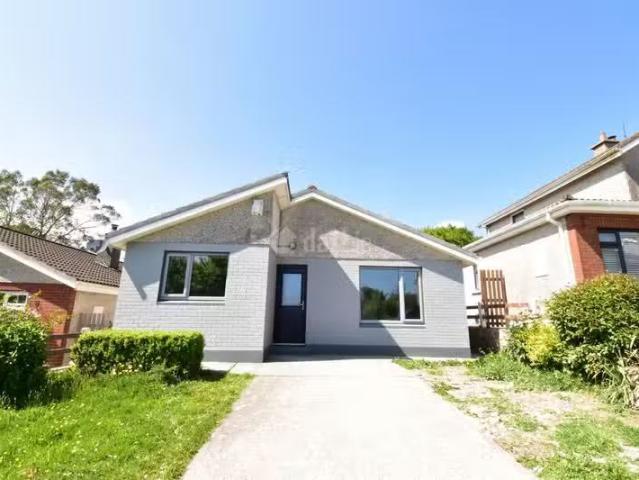 25 Silverwood, Rockshire Road, Dunkitt, Co. Kilkenny is for rent