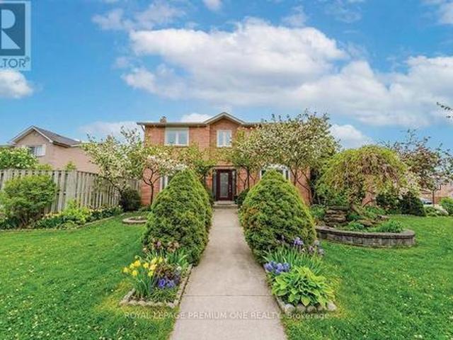 25 Sir Lancelot Court, Caledon, ON, L7E 1N3 house for sale | Listing ID W13542 | Royal LePage