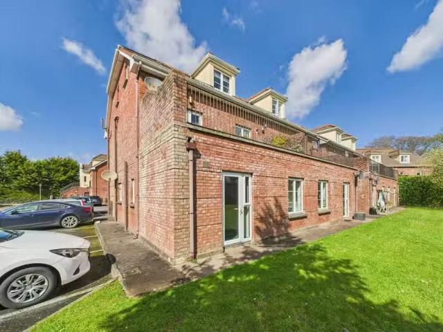 25 Sommerville, Reeves Wood, Cork City Centre, T12RK22 is for.