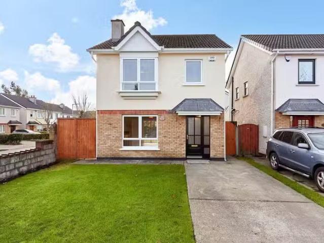 25 St Mochtas Avenue, Clonsilla, Dublin 15 is for sale