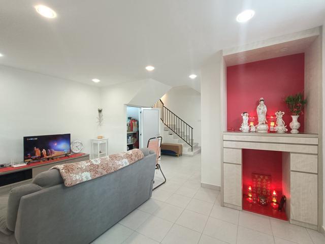 25 Storey END LOT Acacia Pulai Mutiara Renovated 24 Hrs Security
