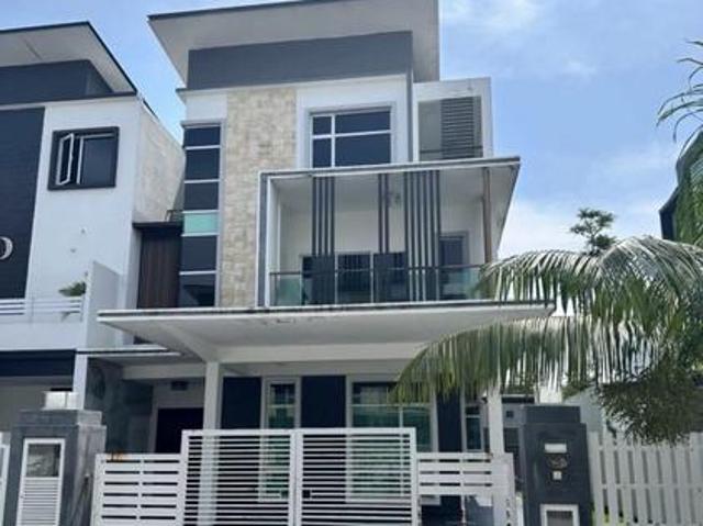 25 Storey SEMI D For Rent Taman Klebang Utama Melaka
