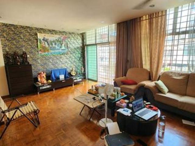25 Storey Terrace Big House Ulu Tiram Taman Bukit Jaya 4bedroom