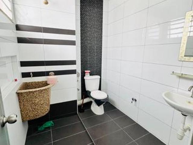 25 Storey Terrace House for Sale Taman Bukit Minyak Utama