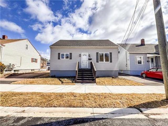 25 Stafford St, Moncton, NB, E1C 4R3 house for sale | Listing ID NB136178 | Royal LePage